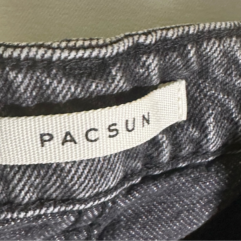 PacSun Charcoal Black Mom Shorts 26 Jean Shorts - Picture 5 of 8